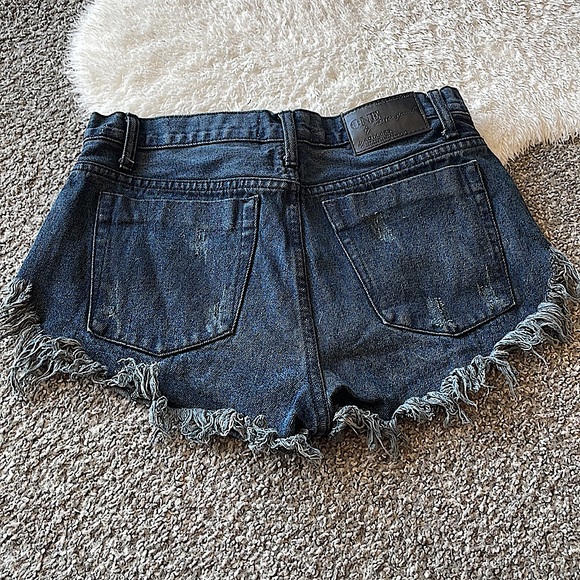 ONE TEASPOON Shorts - Picture 5 of 6